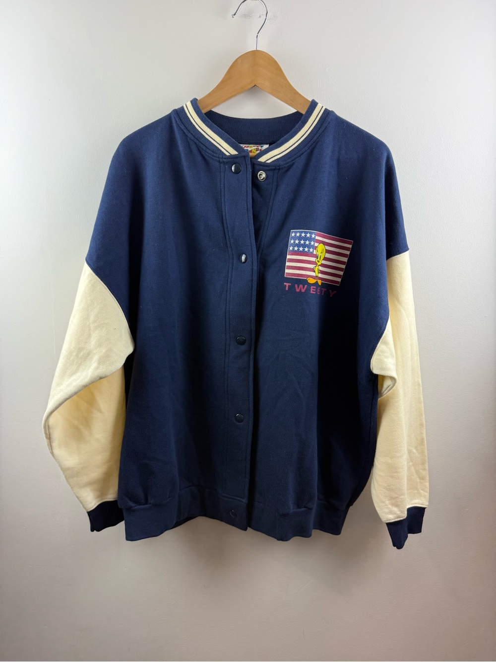Vintage 90s Looney Tunes Tweety Bird USA Varsity Snap Sweatshirt Large